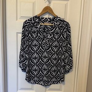 Banana Republic Black & White Geometric Blouse